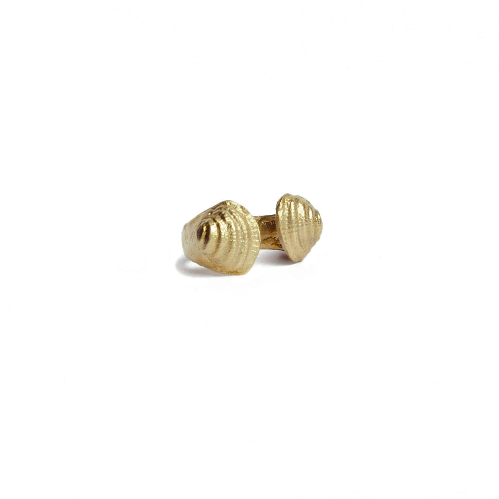 SMALL CLAMSHELL ring